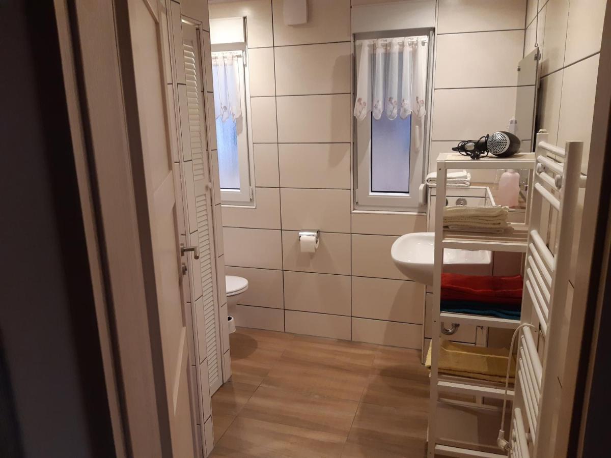 Feriendorf "Am Forsthaus" Mosbach Mosbach  المظهر الخارجي الصورة